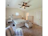 9813 32ND Ave - Photo 24