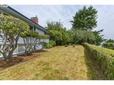 1037 10TH St - Photo 2