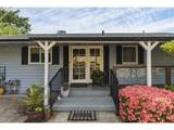 1037 10TH St - Photo 3