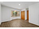 2730 Roberts Ave - Photo 25