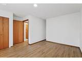 2730 Roberts Ave - Photo 26