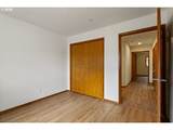 2730 Roberts Ave - Photo 41