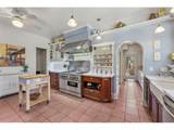 3574 Burnside St - Photo 12