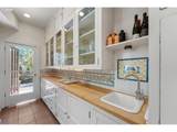 3574 Burnside St - Photo 16