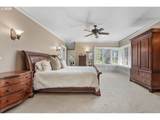 3574 Burnside St - Photo 32