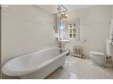 3574 Burnside St - Photo 41