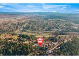 2831 Rocky Butte Rd - Photo 31