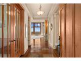 9734 Skyline Heights Dr - Photo 4