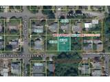 3811 Vesta St - Photo 3
