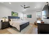 1549 Santiam Ave - Photo 19