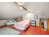 542 14TH Ave - Photo 36