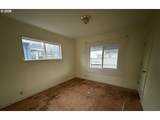 302 10TH St - Photo 11