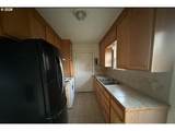 302 10TH St - Photo 7