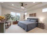 1746 Millican Creek St - Photo 4
