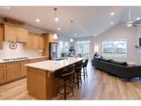 1746 Millican Creek St - Photo 9