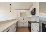 110 Crescent St - Photo 16