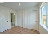 110 Crescent St - Photo 19