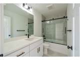 110 Crescent St - Photo 20