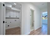 110 Crescent St - Photo 22