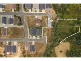 636 Seacrest Dr - Photo 1