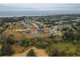 636 Seacrest Dr - Photo 15