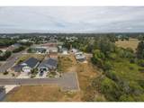 636 Seacrest Dr - Photo 8