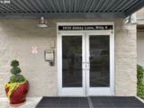 3930 Abbey Ln - Photo 3
