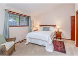 7130 Los Verdes Dr - Photo 18