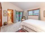 7130 Los Verdes Dr - Photo 19
