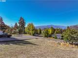 1195 Baker Dr - Photo 2