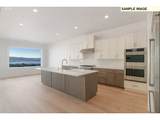 670 Y St - Photo 2