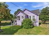 454 11TH St - Photo 1