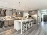 3201 10TH St - Photo 4