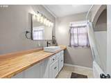 900 Cascade Dr - Photo 18