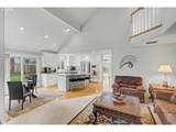 2874 Laurelwood Ct - Photo 20