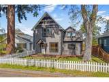 1220 Eugene St - Photo 1