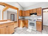 1220 Eugene St - Photo 16