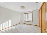 2332 158TH Ave - Photo 24