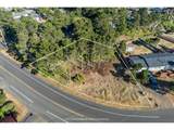 2017 Bayshore Dr - Photo 10