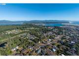 2017 Bayshore Dr - Photo 2
