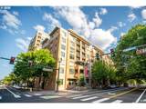 701 Columbia St - Photo 1