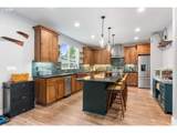 1114 9TH St - Photo 3