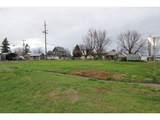 253 College St - Photo 1