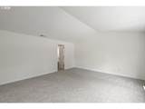 19095 Barrington Ave - Photo 18