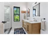319 Bates Rd - Photo 25