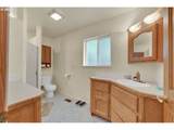 445 Kalapuya Way - Photo 18