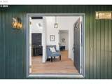 2 Falstaff St - Photo 38