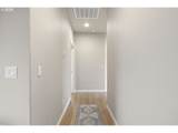 912 Medina Ave - Photo 20