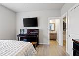 912 Medina Ave - Photo 24