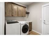 912 Medina Ave - Photo 36